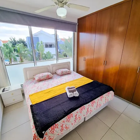 וילה With Private Pool And Bbq לרנקה