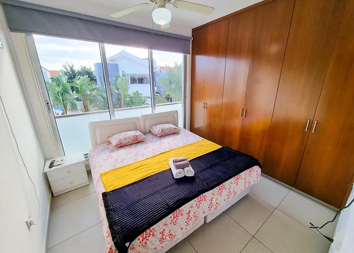 Villa With Private Pool And Bbq Larnaca